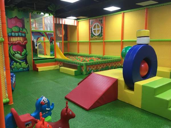 KIRAKUAN Precious COCOON  Pool/Gym