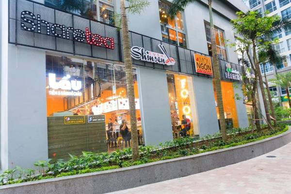 Wow! Home by Christine River View