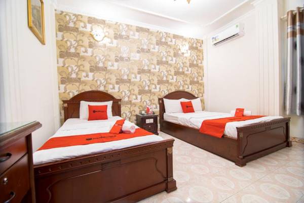 RedDoorz Tan Hoang Long Hotel Nguyen Van Cu