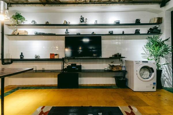 Appareil Photo — The Camera Loft In District 1