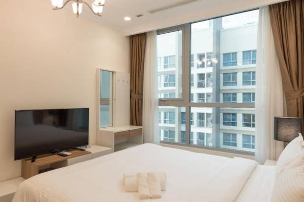 Flash sale!!! 2BR Lux Flat Vinhomes Central Park