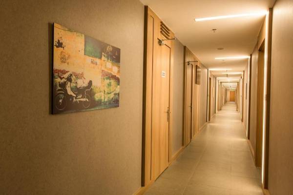 Holiday Republic Saigon Airport