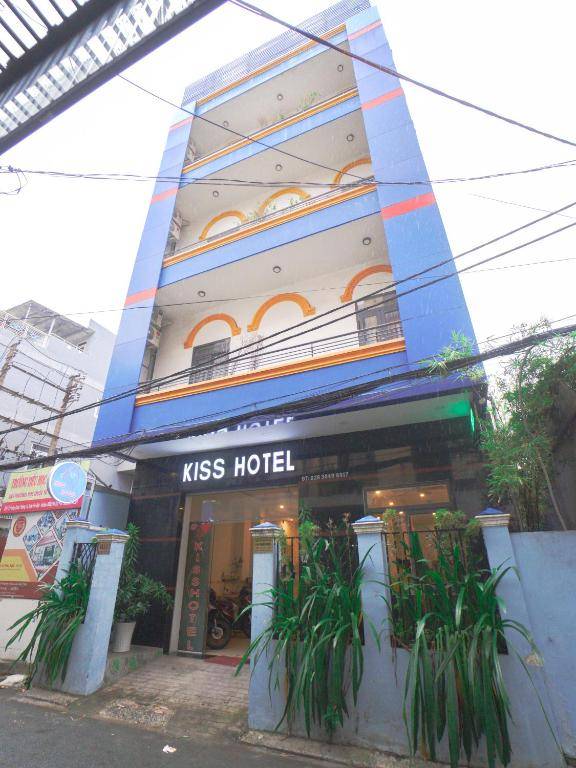 K i s s Hotel