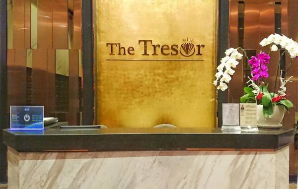 Star Glory Tresor Bach Dang River