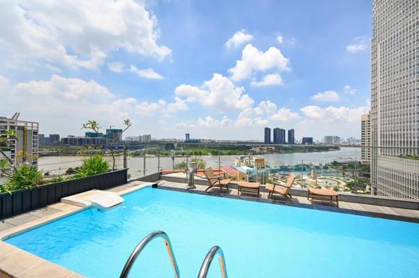 Sky Gem Central Hotel