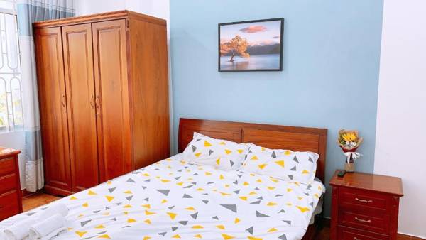 ROOMS WITH FURNISHED AND FULLY NATURAL LIGHT IN D1