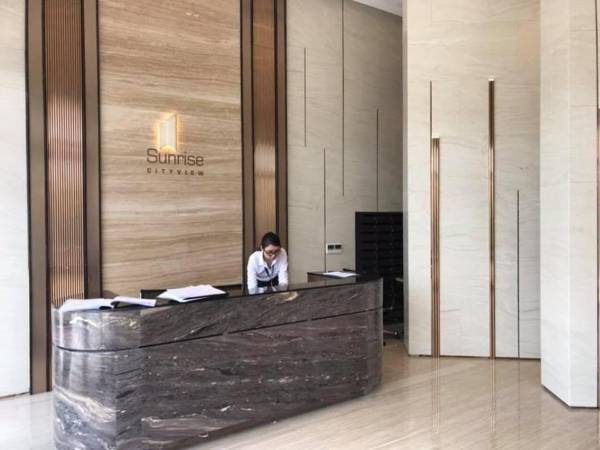 Up & Down Condotel Sunrise City