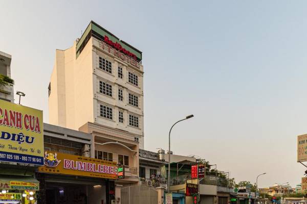 RedDoorz Thiem Thanh on Nguyen Van Dau Street