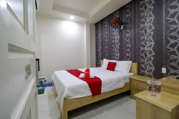 RedDoorz Minh Thu Hotel Cong Lo