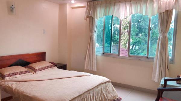 Khách Sạn 7 Ngôi Sao