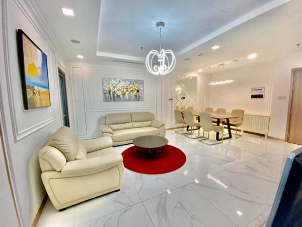 *BOM HOMES* VINHOMES CENTRAL PARK- LUXURY APARTMENT