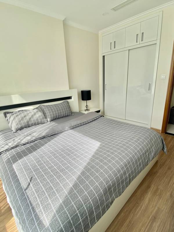 Vinhomes Central Park - Modern Service Apartments