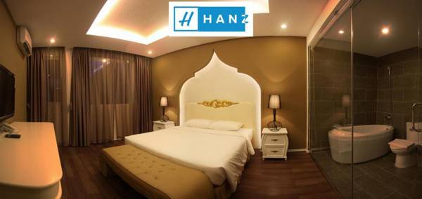 HANZ Friday Royal View Hotel