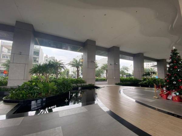 Luxury River Panorama Rooftop PoolSaunaKing Bed