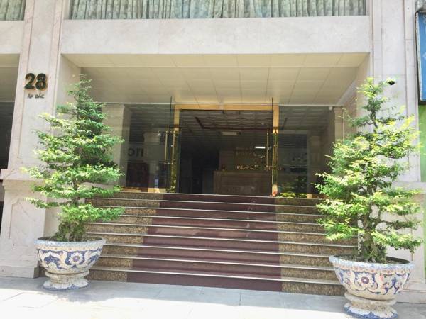 Nhật Minh Hotel