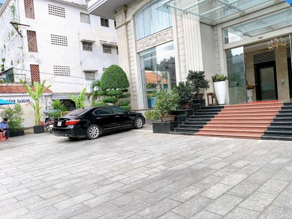Acnos Grand Hotel