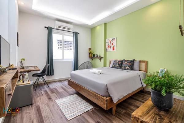 HoLo Central Saigon - Serviced HomeStay