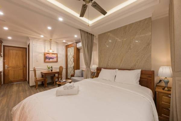 Woody House Boutique