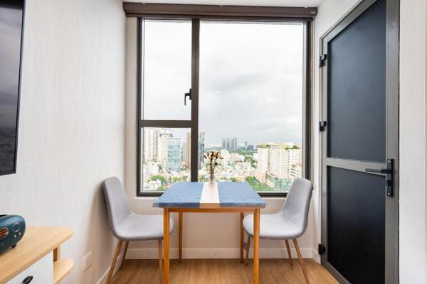 Miredu modern & high floor studio in Ho Chi Minh