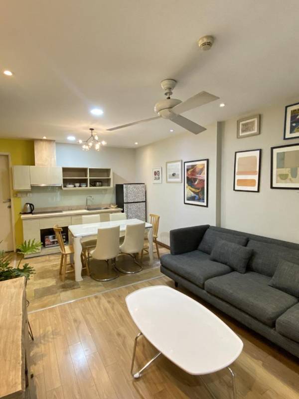 Bright and Artistic 2BR Serviced Apartment