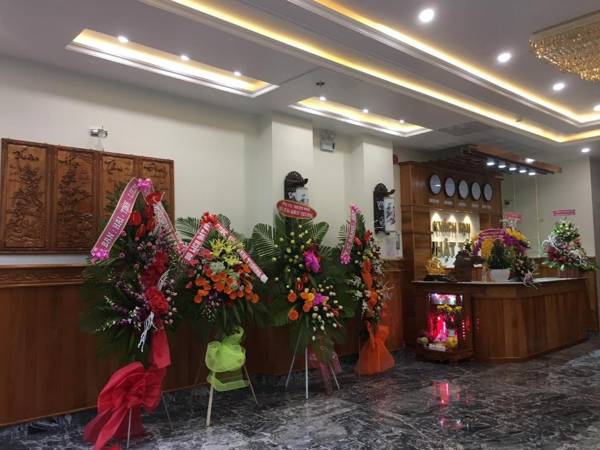 NHAT TAN HOTEL