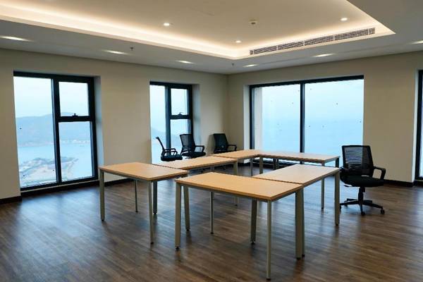 Workspace - Armin Serviced Apartment 2 Bedrooms Ocean View