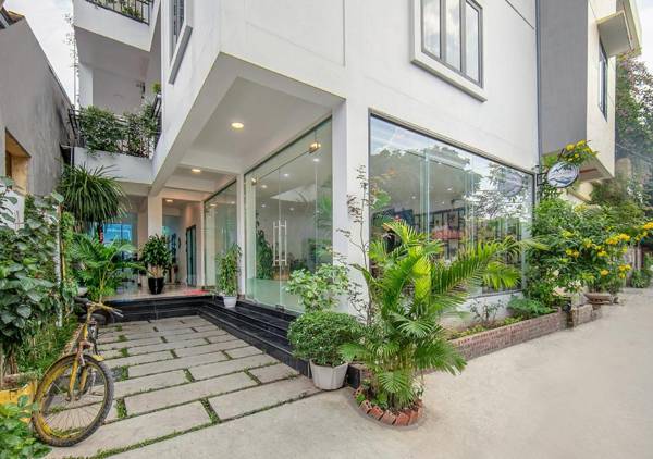 Della Luna Hotel Tam Cốc