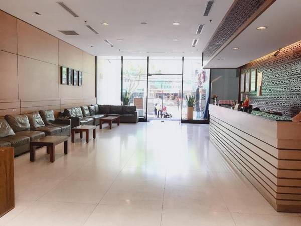 Nhi Phi Hotel Nha Trang