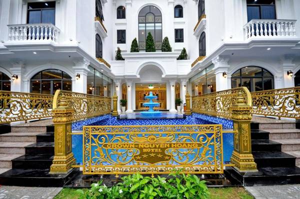 Crown Nguyen Hoang Hotel