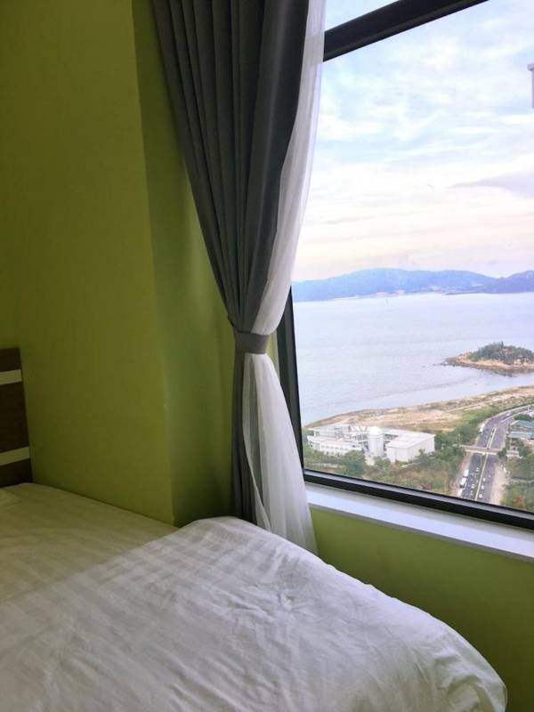 Seaview Front Apartment