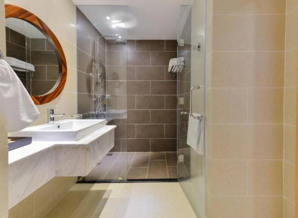 Direct Ocean-view Spacious Studio Center 5* Hotel