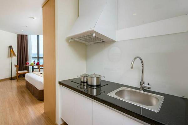 Direct Ocean-view Spacious Studio Center 5* Hotel