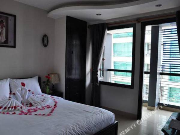 Long Beach Nha Trang Hotel