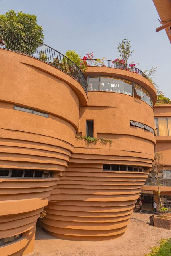 Khách sạn Tinh hoa