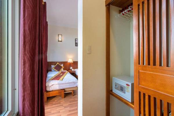 Riverside Oasis Villa