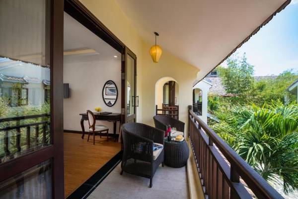 Mulberry Collection Silk Village