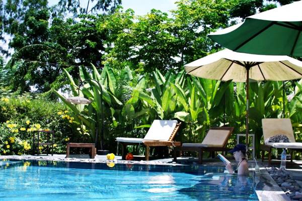 The Corner Riverside Villa