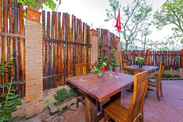 Wooden Lodge Homestay Hoian