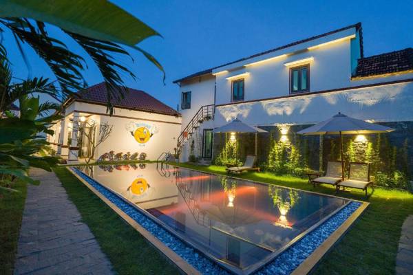 Laughter Garden Villas