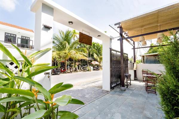 5 Coconut Homestay