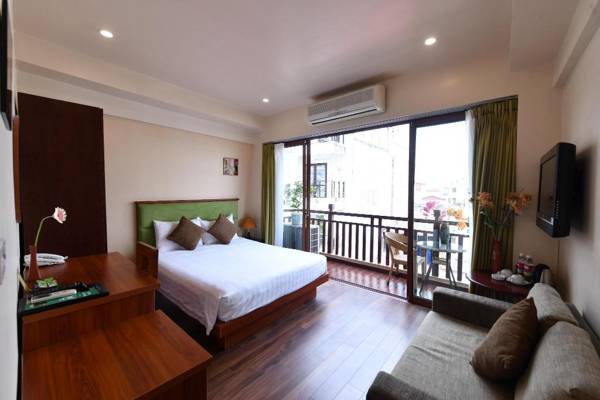 Artisan Lakeview Hotel