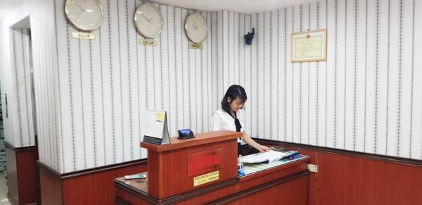 Sunflower Hotel & Travel