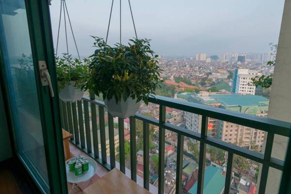 LaHanoi Lo Duc Apartment with Balcony