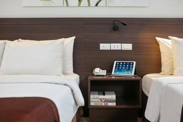 RedDoorz Quang Chung Hotel Le Van Thiem