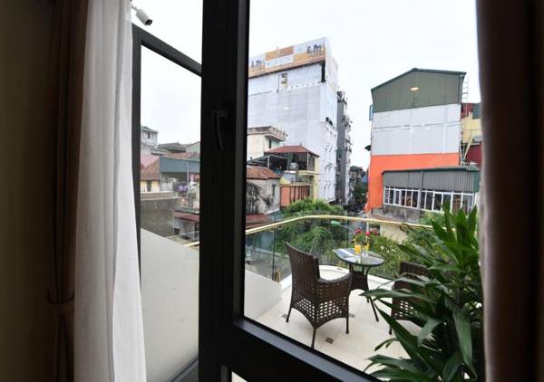 Bella Rosa Trendy Hotel