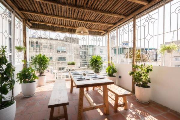 NYNA House-Luxury-Clean-Sword Lake