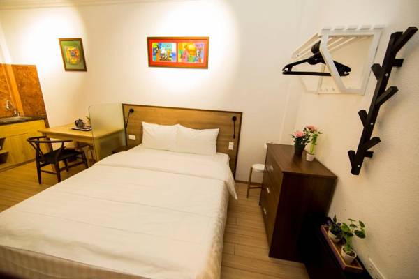 Elegant Studio Yet Kieu