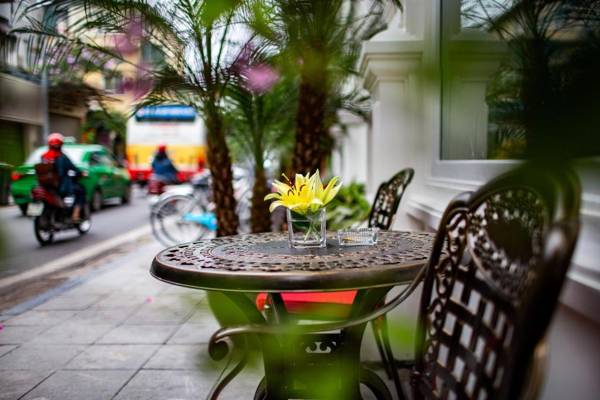 Acoustic Hotel & Spa