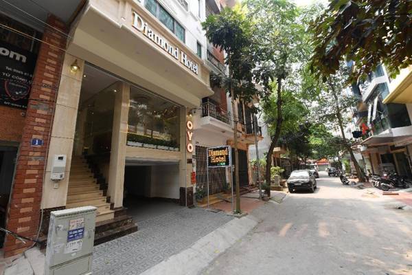 OYO 199 Diamond Hotel