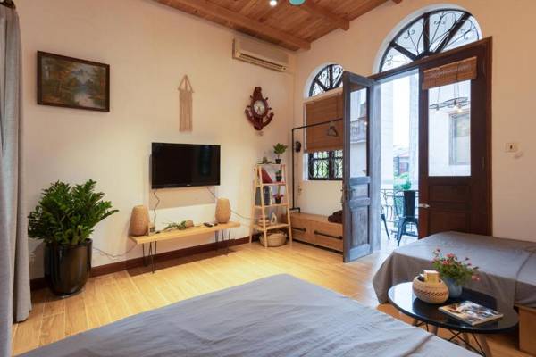 NYNA House-Romantic/Huge BALCONY-H.Kiem Dist